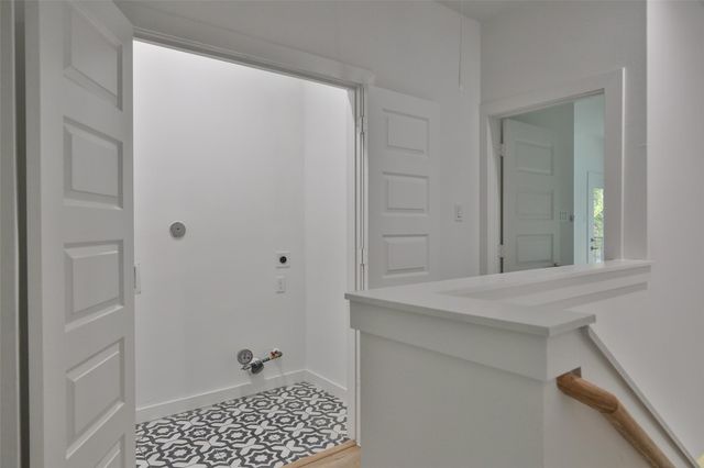 9349 Lavender St, North Houston, TX 77016