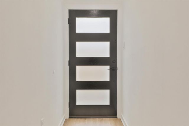 9349 Lavender St, North Houston, TX 77016