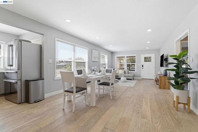 37286 3Rd St, Fremont, CA 94536