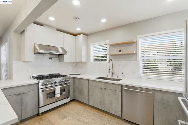 37286 3Rd St, Fremont, CA 94536