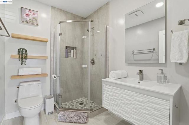 37286 3Rd St, Fremont, CA 94536