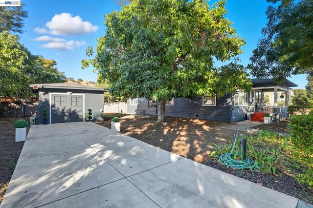 37286 3Rd St, Fremont, CA 94536