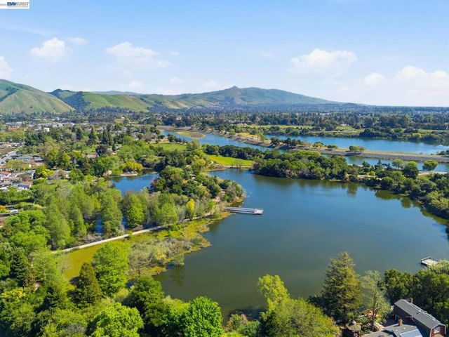 37286 3Rd St, Fremont, CA 94536