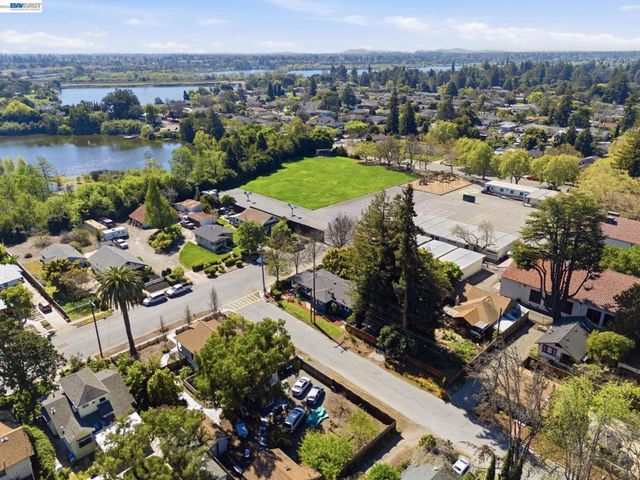 37286 3Rd St, Fremont, CA 94536