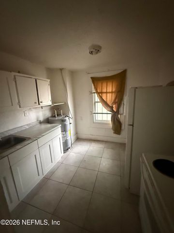 1649 STATE Street W, Jacksonville, FL 32209
