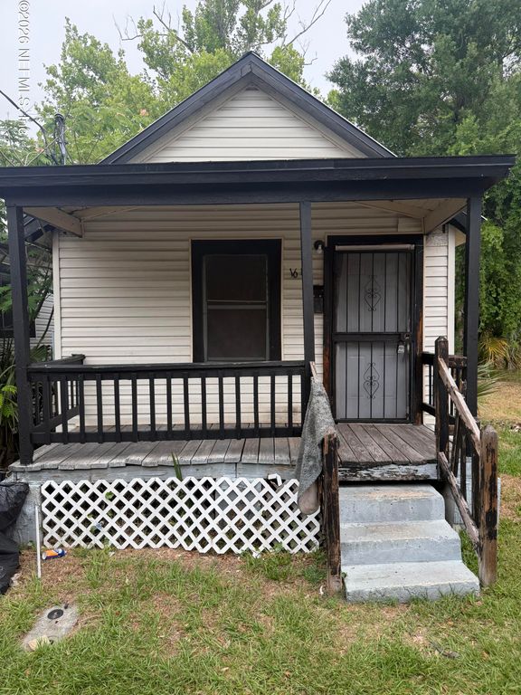 1649 STATE Street W, Jacksonville, FL 32209