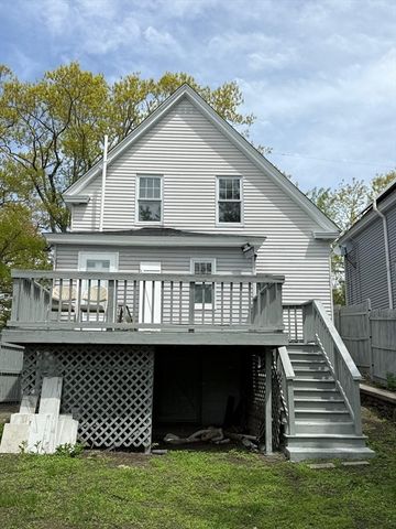 5 Lyman St, Worcester, MA 01603