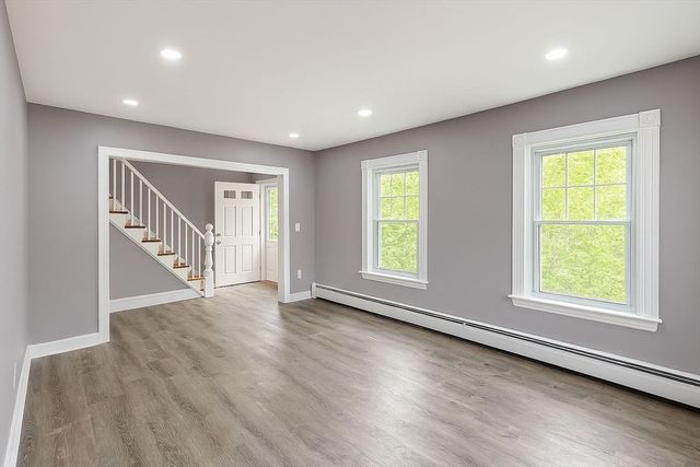 5 Lyman St, Worcester, MA 01603