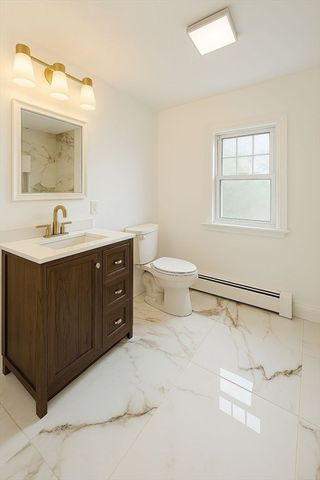5 Lyman St, Worcester, MA 01603