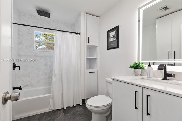 11810 W Biscayne Canal Road, Miami, FL 33161