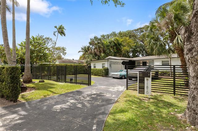 11810 W Biscayne Canal Road, Miami, FL 33161