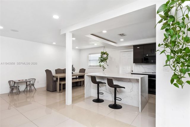 11810 W Biscayne Canal Road, Miami, FL 33161