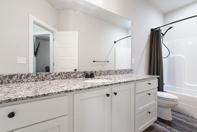 26 Osborne Drive, Bella Vista, AR 72715