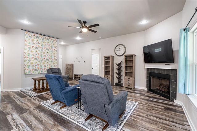 26 Osborne Drive, Bella Vista, AR 72715