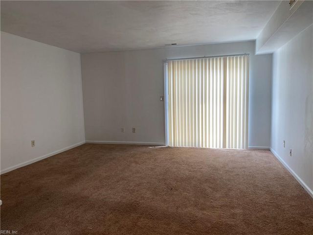 8554 Chesapeake Blvd Apt 608, Norfolk, VA 23503