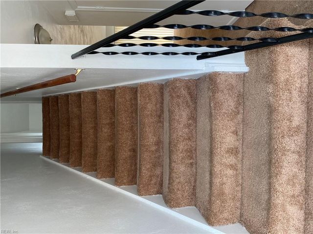 8554 Chesapeake Blvd Apt 608, Norfolk, VA 23503