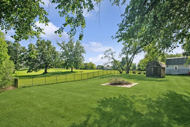 1219 121st Street, Lemont, IL 60439