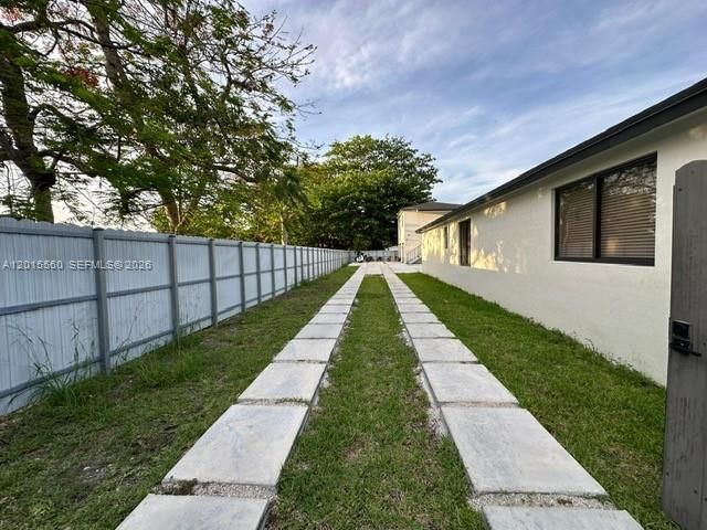 10091 Kumquat St, Miami, FL 33157