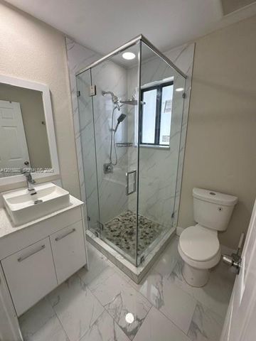 10091 Kumquat St, Miami, FL 33157