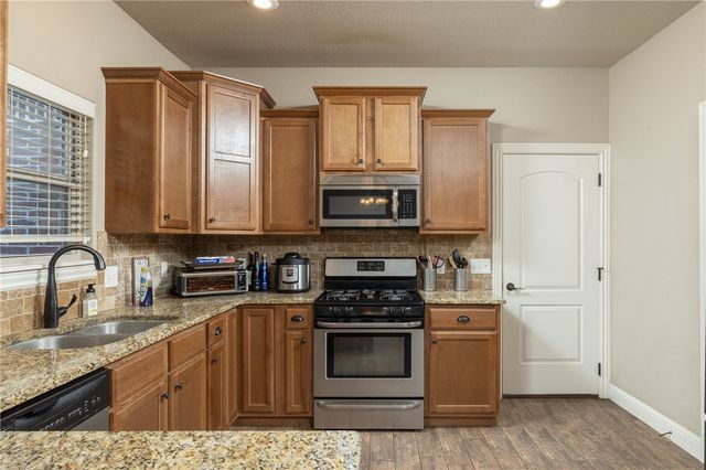 580 Lancaster Road, Centerton, AR 72719