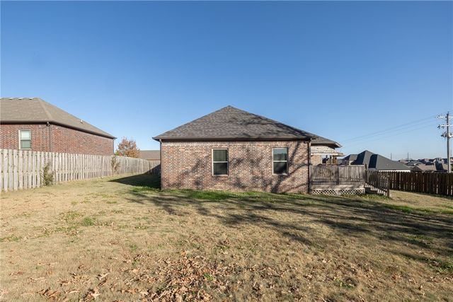 580 Lancaster Road, Centerton, AR 72719