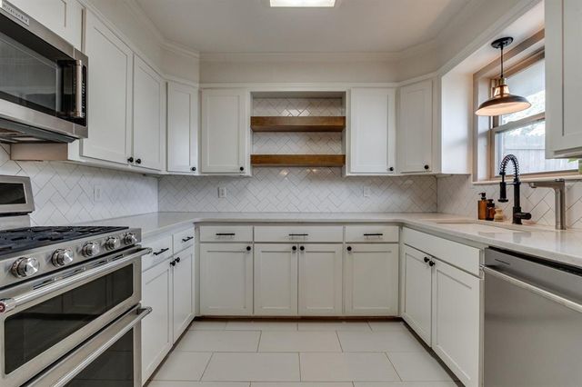 3213 NW 61st Place, Oklahoma City, OK 73112
