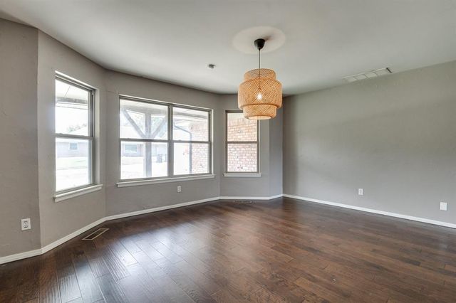 3213 NW 61st Place, Oklahoma City, OK 73112