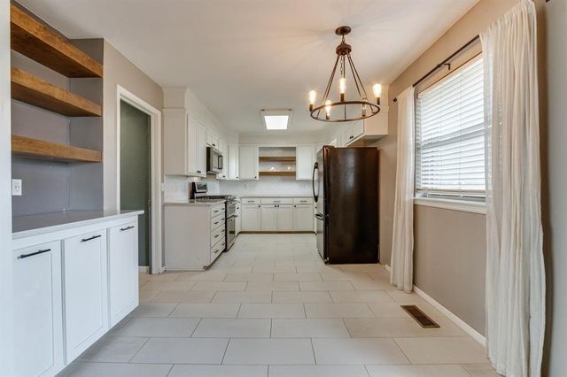 3213 NW 61st Place, Oklahoma City, OK 73112