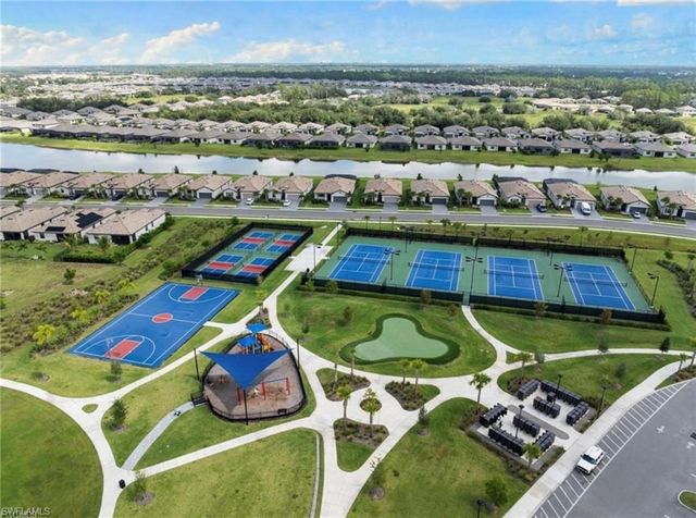 14228 Pine Lodge LN, Fort Myers, FL 33913