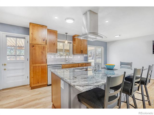 1805 S Pratt Parkway, Longmont, CO 80501