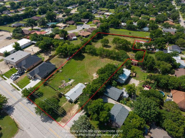 8815 Silver Creek Road, White Settlement, TX 76108