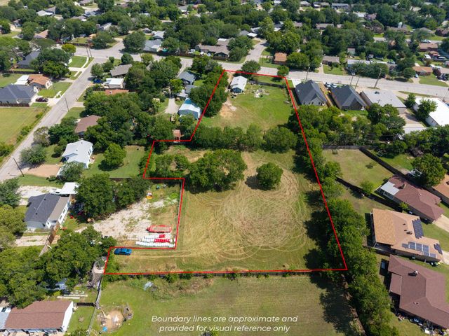 8815 Silver Creek Road, White Settlement, TX 76108
