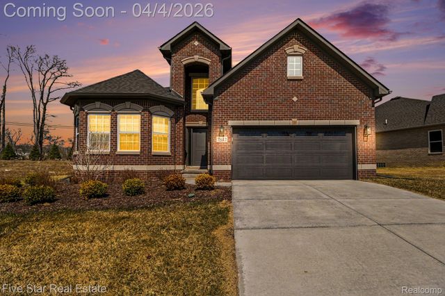 7842 Trailside Court, West Bloomfield Charter Township, MI 48323