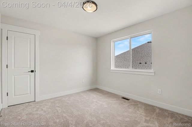 7842 Trailside Court, West Bloomfield Charter Township, MI 48323