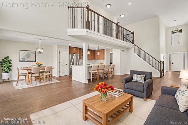 7842 Trailside Court, West Bloomfield Charter Township, MI 48323