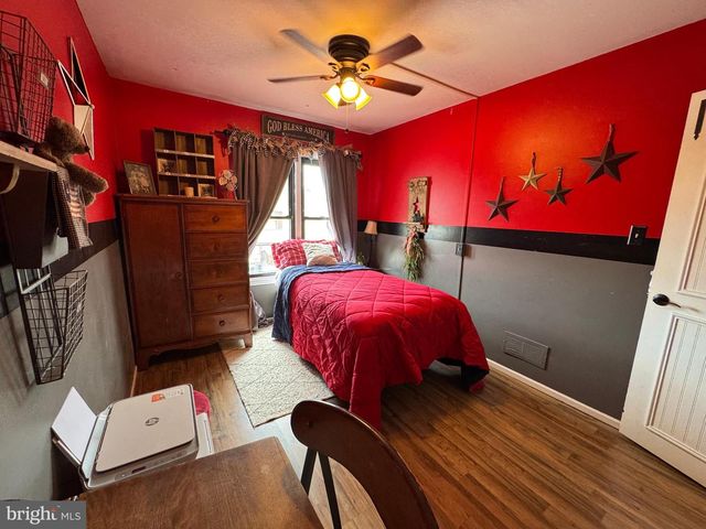 3412 COLONIAL CT, Allentown, PA 18104
