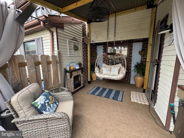 3412 COLONIAL CT, Allentown, PA 18104