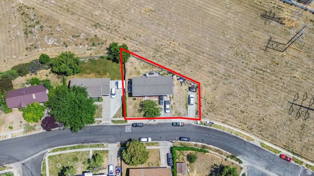 2634 W MOCK ORANGE DR, West Valley City, UT 84119