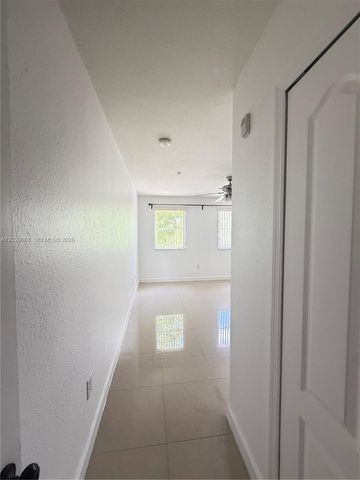 7080 NW 177th St 209-13, Hialeah, FL 33015