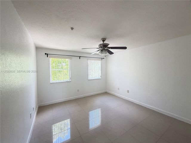 7080 NW 177th St 209-13, Hialeah, FL 33015