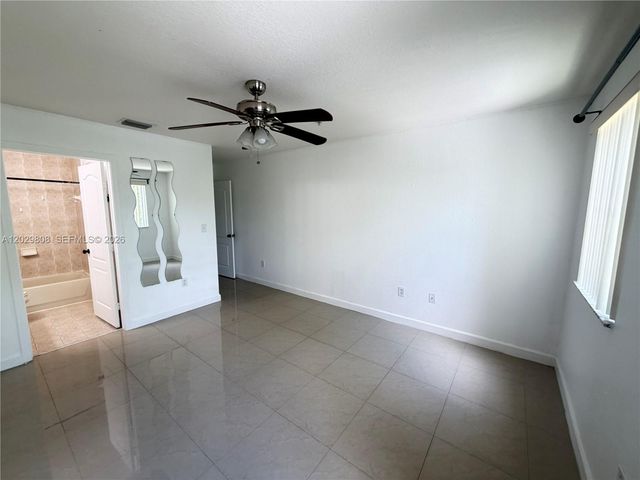 7080 NW 177th St 209-13, Hialeah, FL 33015