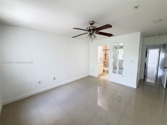 7080 NW 177th St 209-13, Hialeah, FL 33015