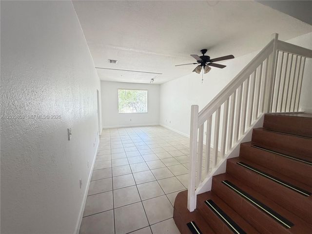 7080 NW 177th St 209-13, Hialeah, FL 33015