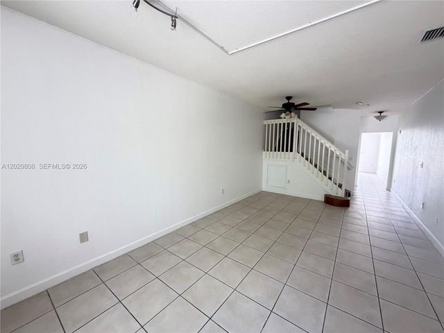 7080 NW 177th St 209-13, Hialeah, FL 33015