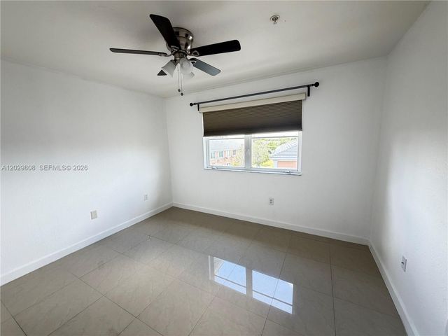7080 NW 177th St 209-13, Hialeah, FL 33015