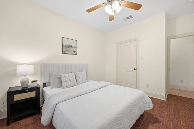 1107 Kiowa Drive E, Lake Kiowa, TX 76240