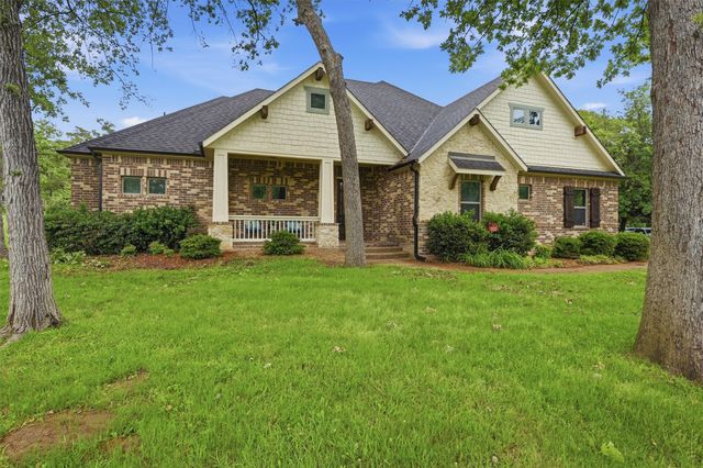 1107 Kiowa Drive E, Lake Kiowa, TX 76240