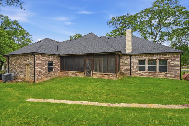 1107 Kiowa Drive E, Lake Kiowa, TX 76240