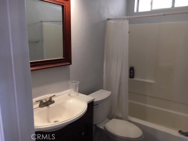 16632 Goldenwest Street 4, Huntington Beach, CA 92647