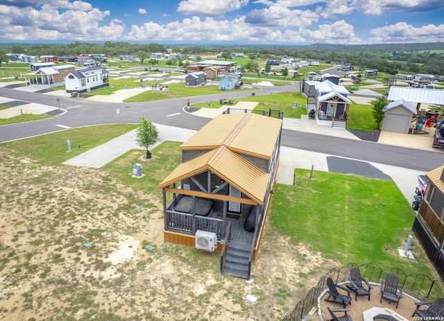5386 Ranch Road 1376 UNIT 205, Fredericksburg, TX 78624